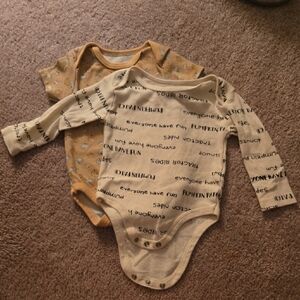 Cozy Printed Baby Bodysuit Set - Cream and Tan